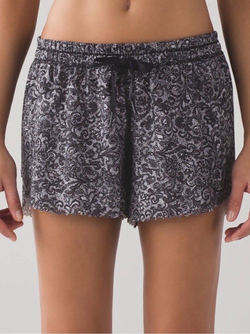 lululemon athletica hit it short mini cinder lace